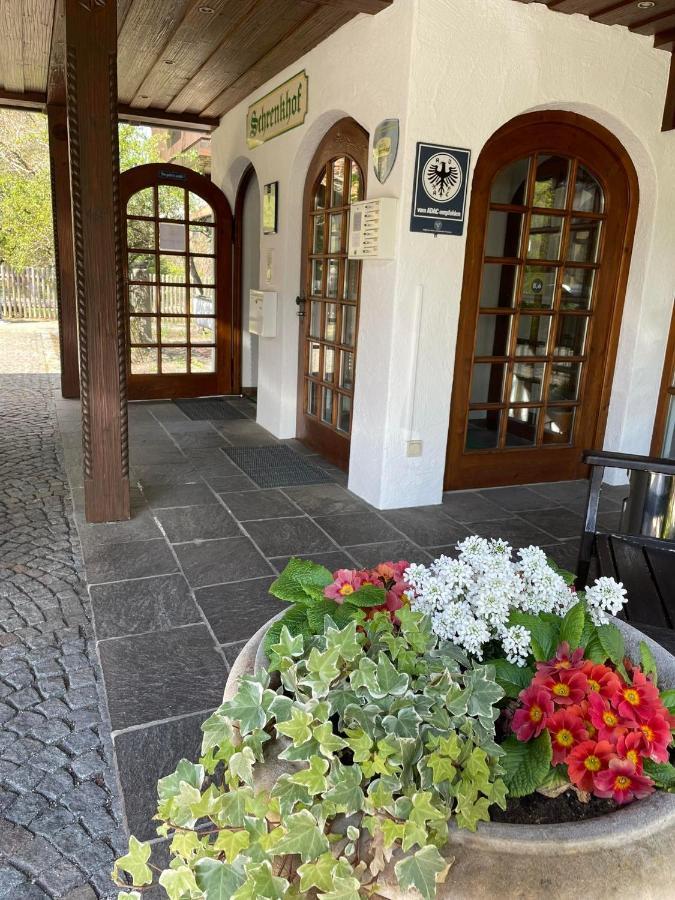 Hotel Schrenkhof Unterhaching Eksteriør bilde