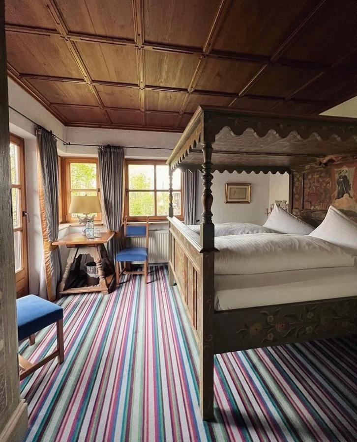 Hotel Schrenkhof Unterhaching Eksteriør bilde